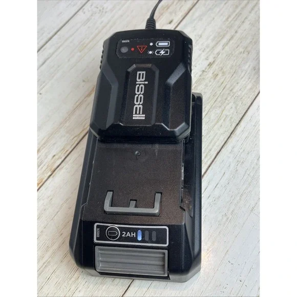 Bissell PowerAll Vacuum 24V Rechargeable Battery (#1635764) & Charger (#1635988) - Picture 3 of 8